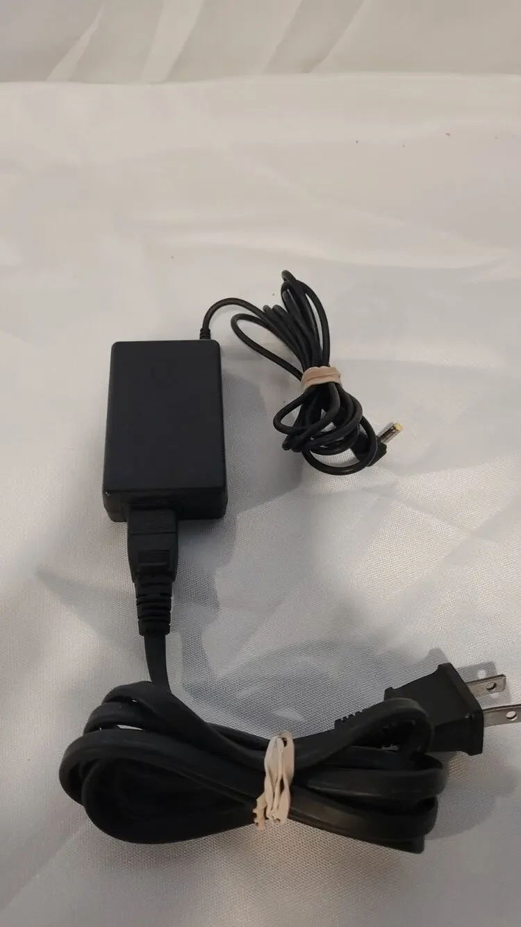 OEM Sony PSP-100 AC Adapter Charger ADP-55SR Original Power Supply Tested